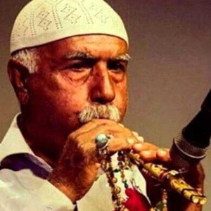  احمد علیشرفی 