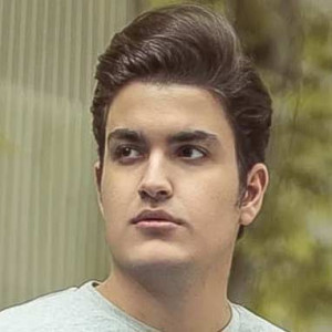 علیرضا خان