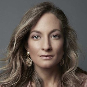 کریستین کارگ / CHRISTIANE KARG
