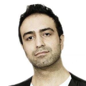 آرش اکبری