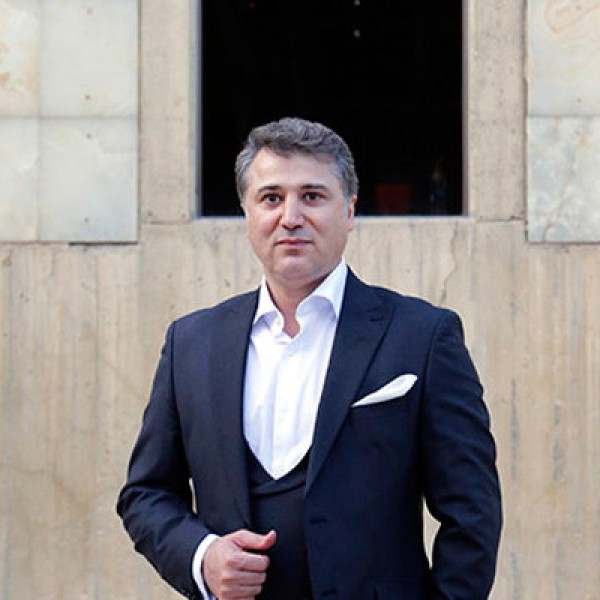 نمیبینی چقد خستم