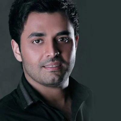 غنچه های سرخ