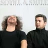 اخمو لبخند