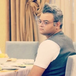 آذری قیز لاری